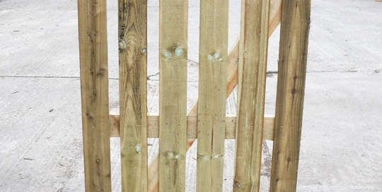 Palisade flat top gate