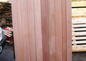 Framed solid arched top gate