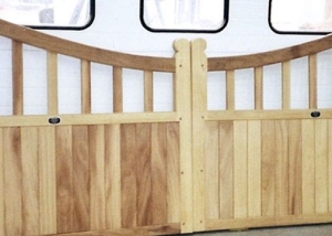 part-solid-dipped-top-driveway-gate