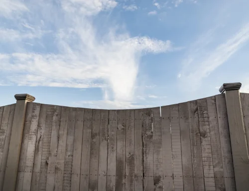 Waney Lap Fence Panels – Affordable Garden Fencing Solution